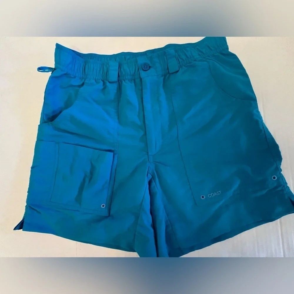 COAST PAWLEYS ISLAND LADIES SHORTS. SIZE S. TURQUOISE